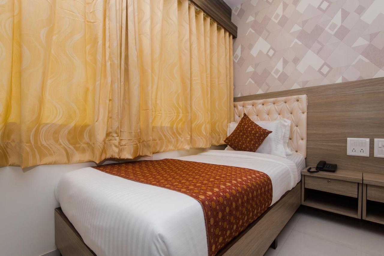 Oyo 14056 Golden Arch Hotel Mumbai Ngoại thất bức ảnh